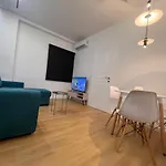 ベッド・アンド・ブレックファスト Mery Center