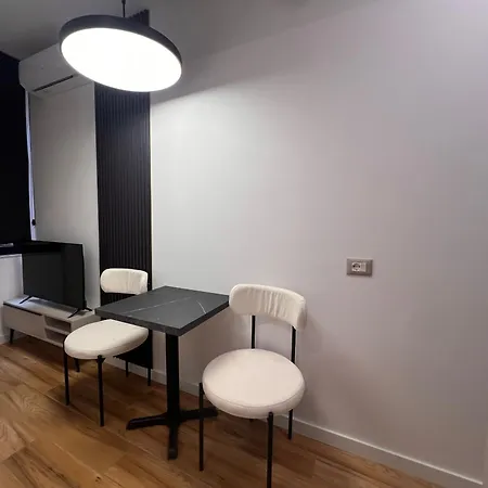 Alojamento de Acomodação e Pequeno-almoço Mery Center 3*