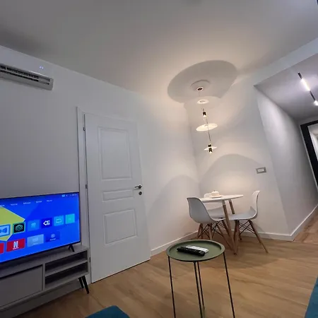 Mery Center 3* Tirana