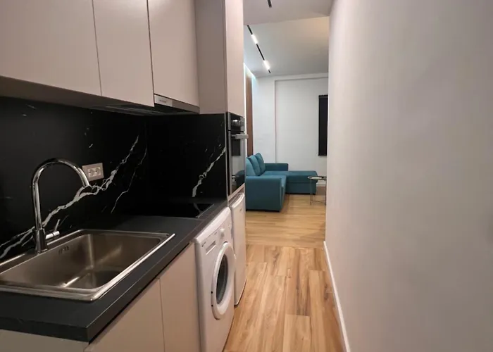 Mery Center 3* Τίρανα