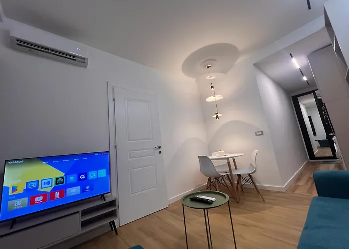 Mery Center 3* Τίρανα