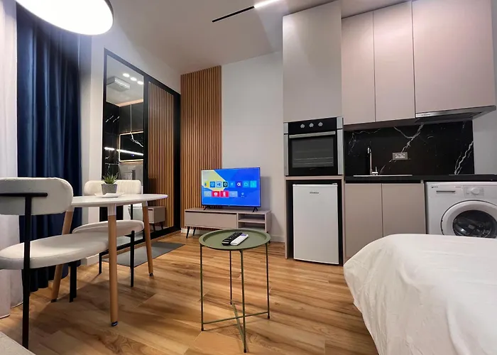 Mery Center Bed and Breakfast Τίρανα