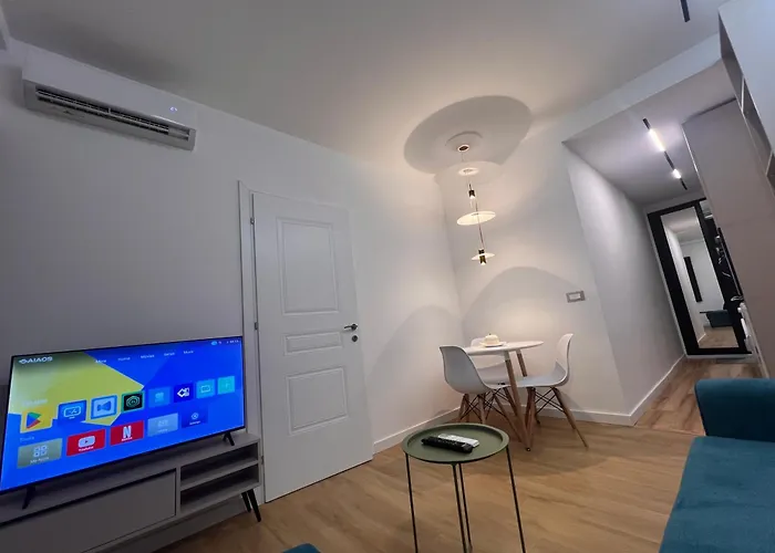 Mery Center 3* Τίρανα