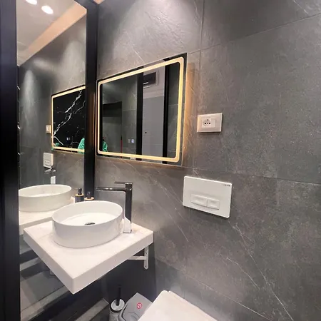 Mery Center 3* Tirana